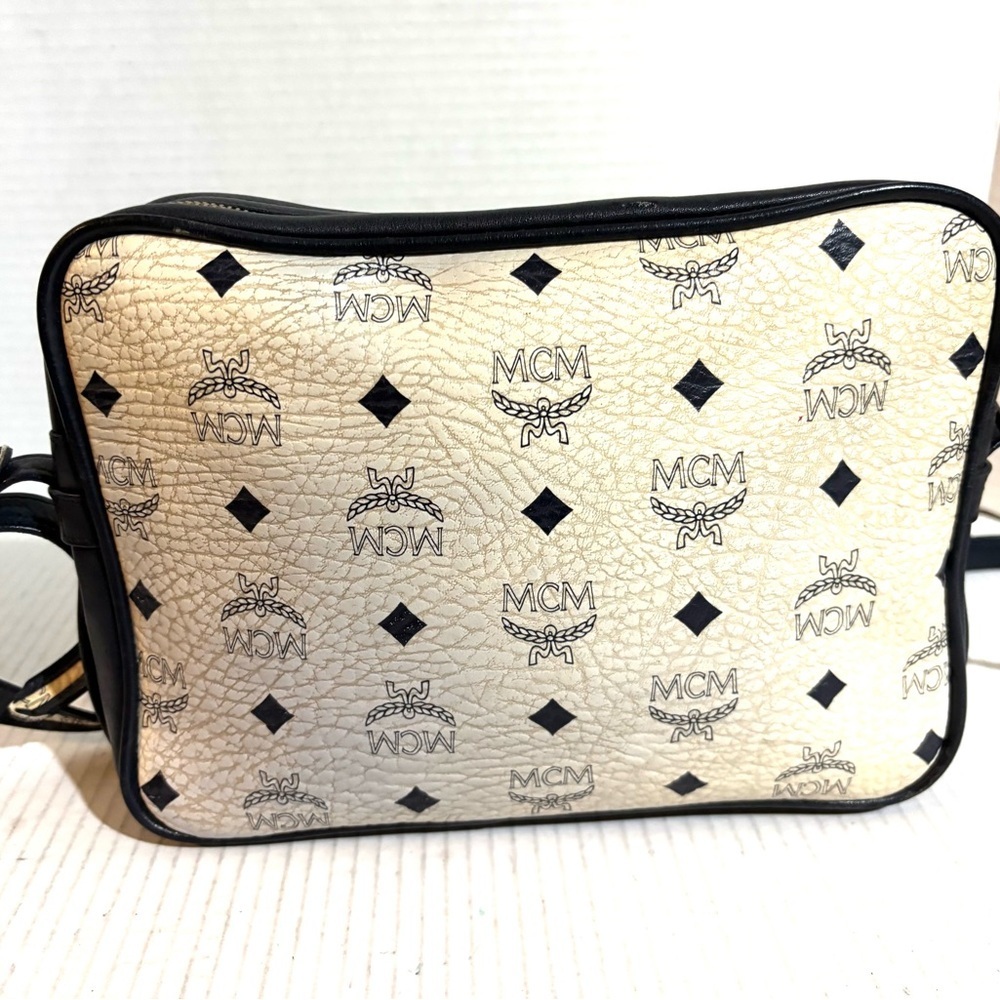 MCM vintage navy blue and Cream Bag - Picture 2 of 8
